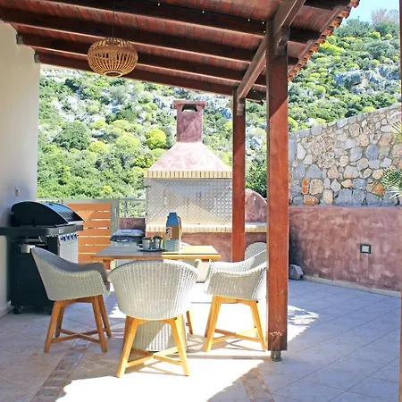 Almy * Plaka (Apokoronas)
